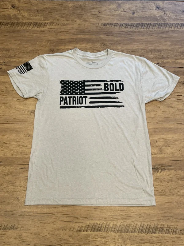 BOLD PATRIOT SAND T-shirt